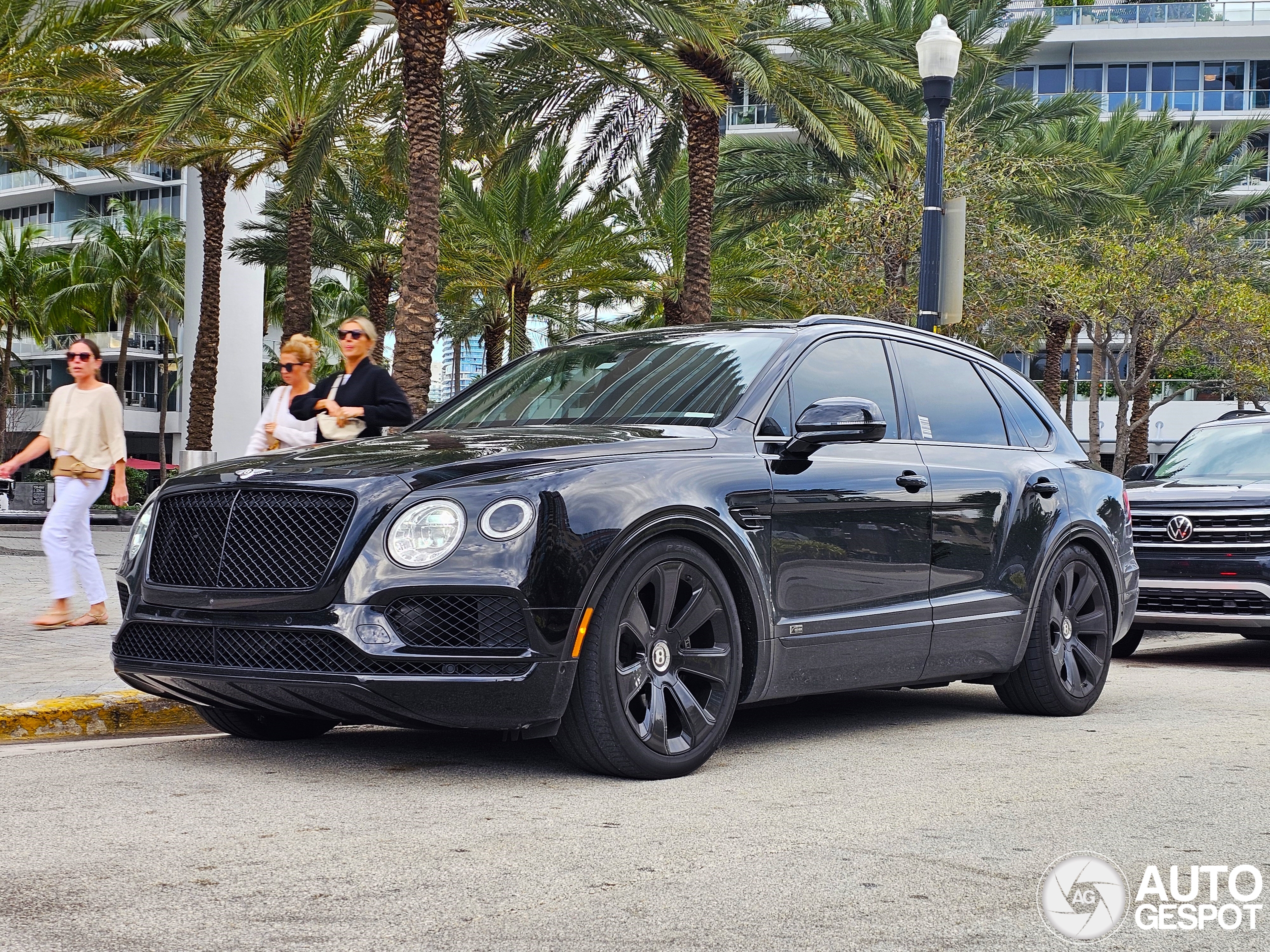 Bentley Bentayga V8 Huntsman Edition