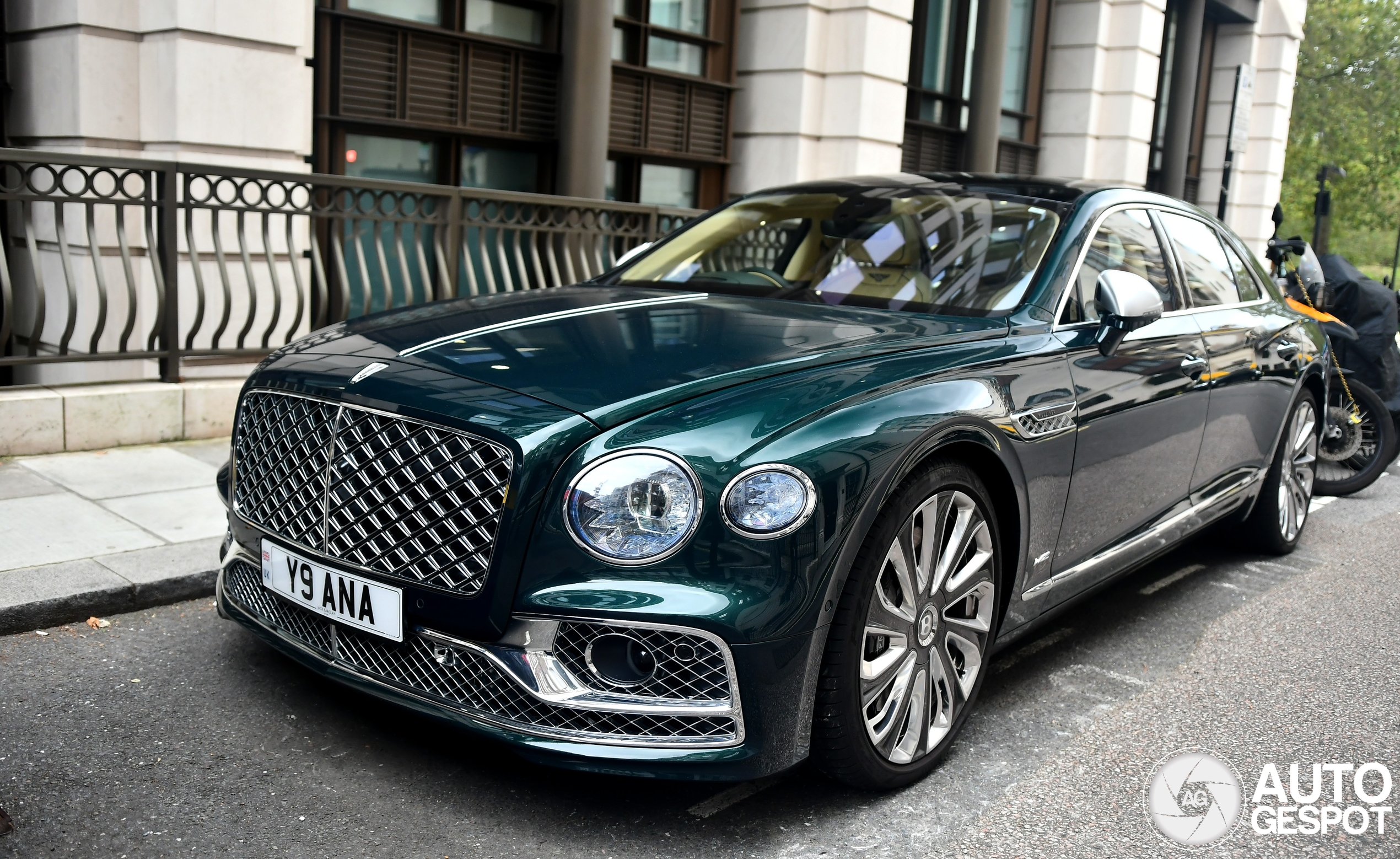 Bentley Flying Spur W12 2022 Mulliner