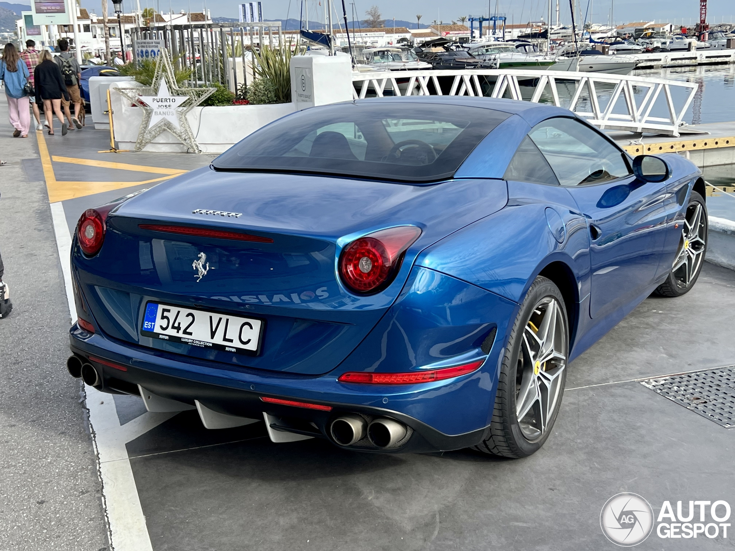 Ferrari California T