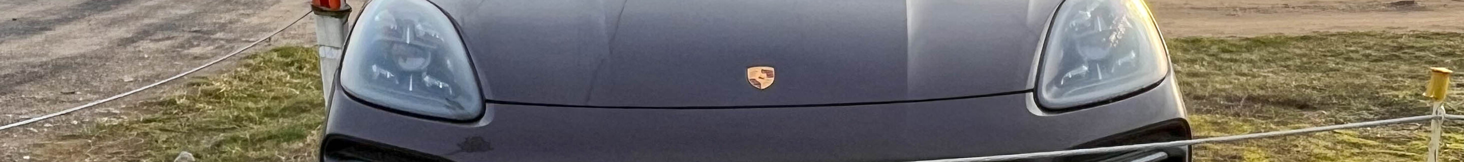 Porsche 9YA Cayenne GTS