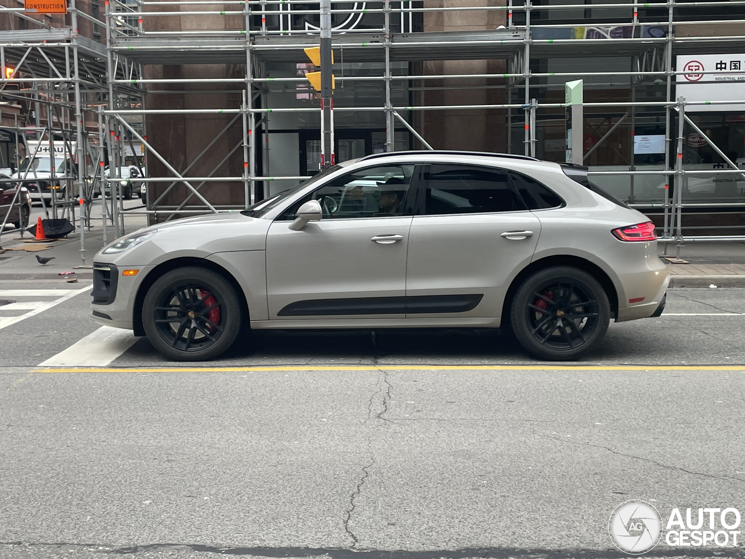 Porsche 95B Macan GTS MkIII