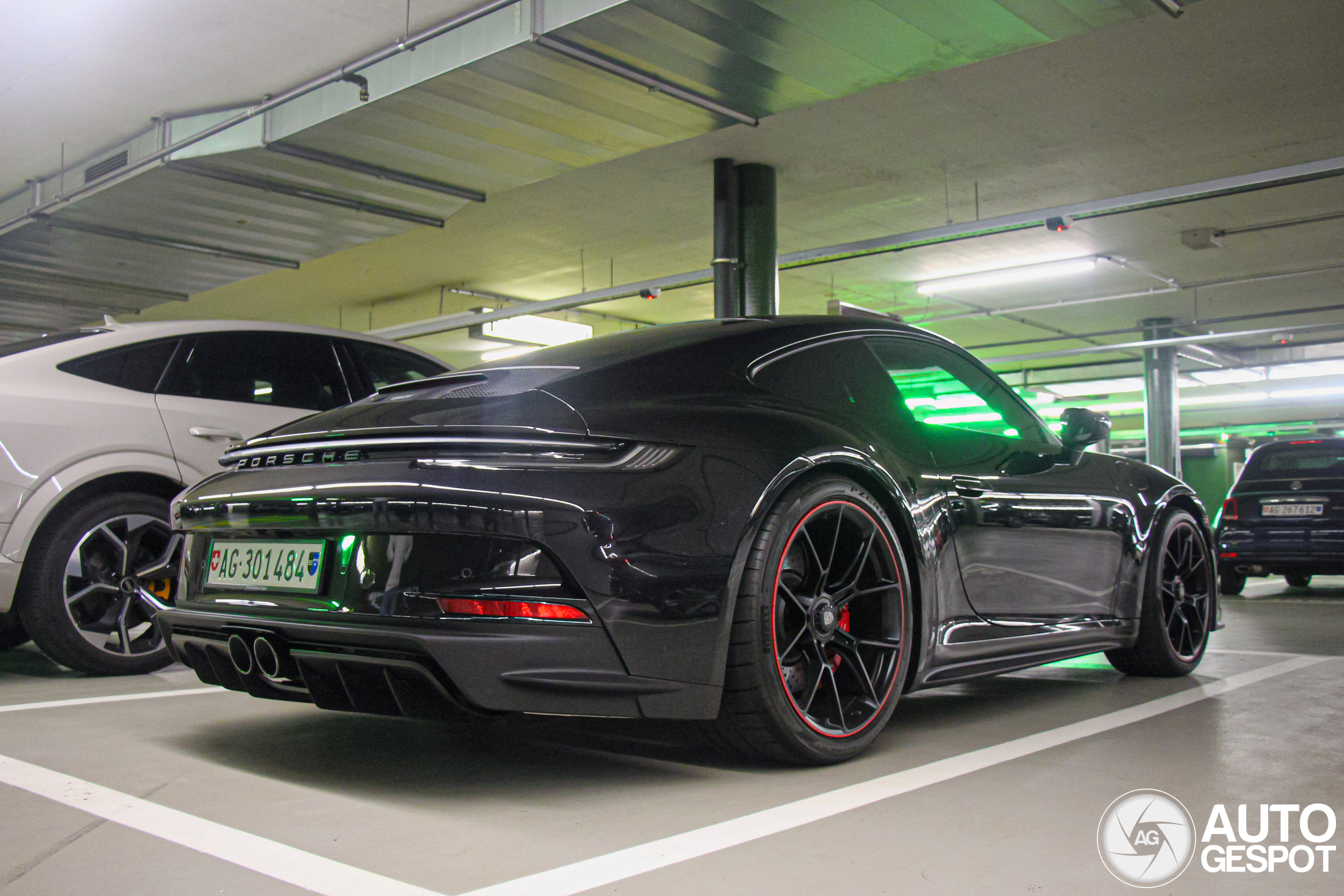 Porsche 992 GT3 Touring