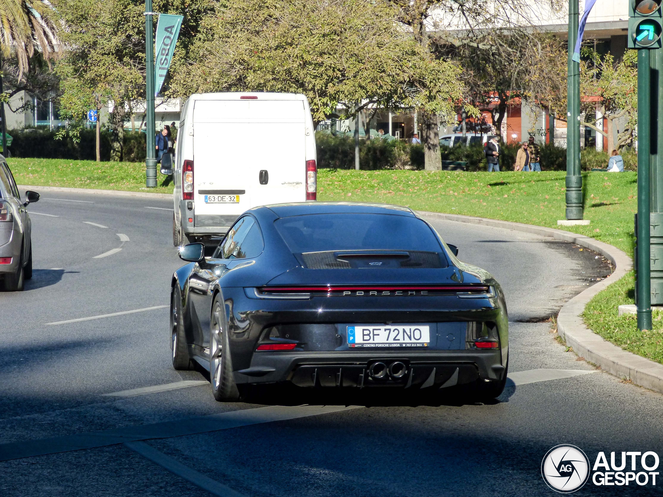 Porsche 992 GT3 Touring