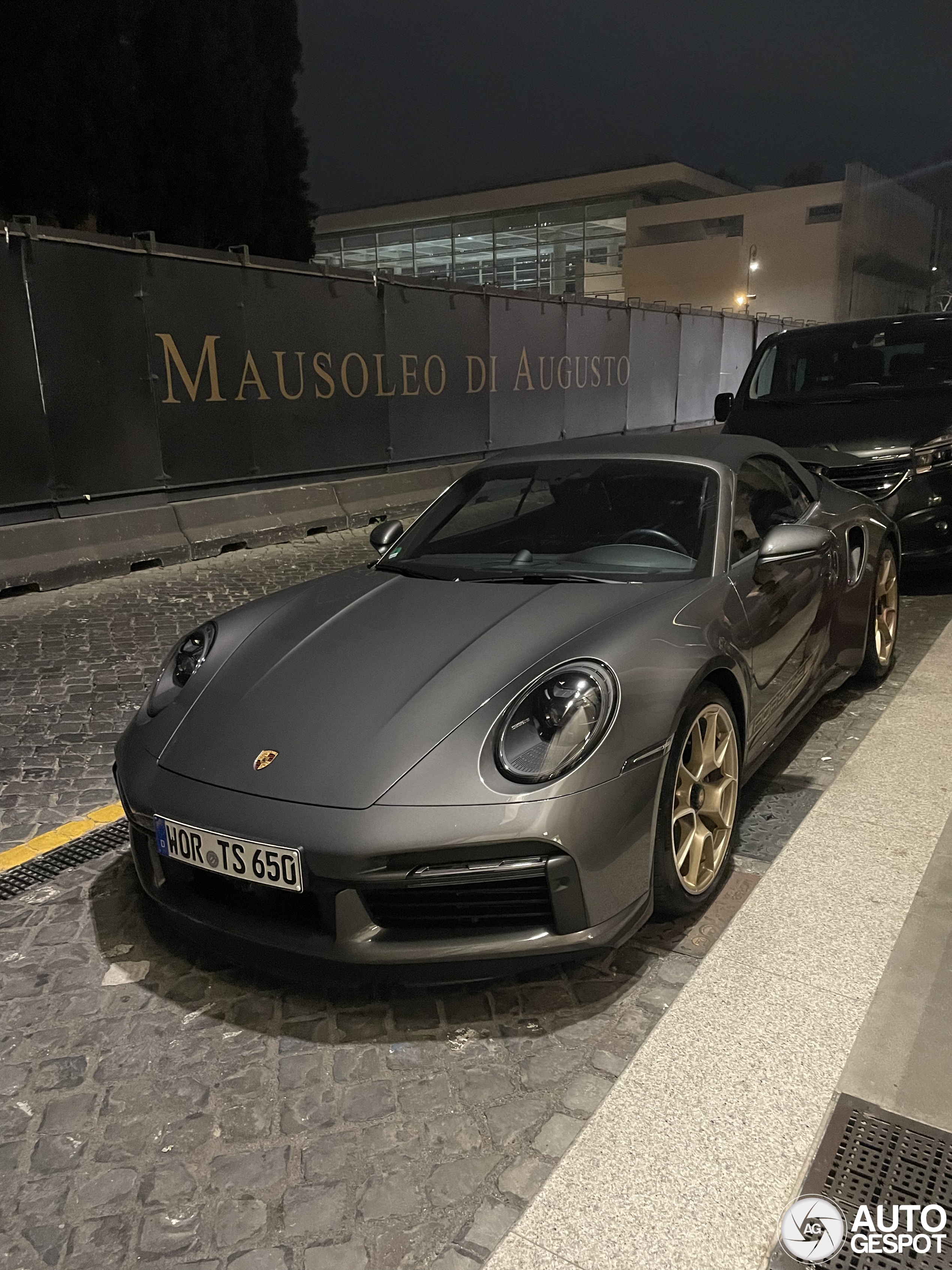 Porsche 992 Turbo S Cabriolet