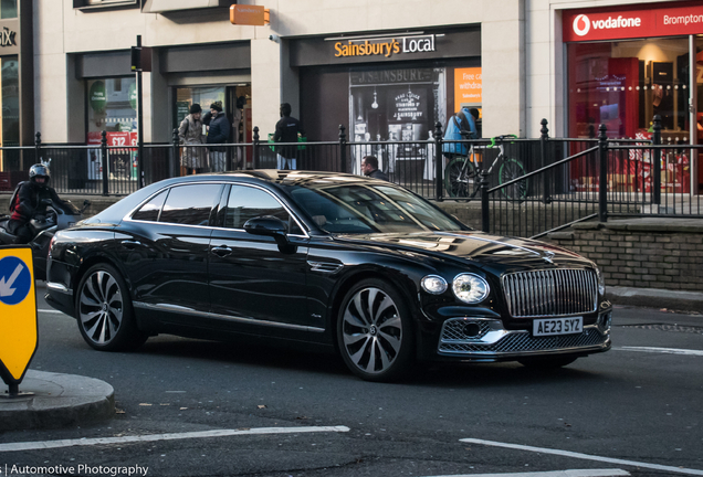 Bentley Flying Spur Hybrid Azure