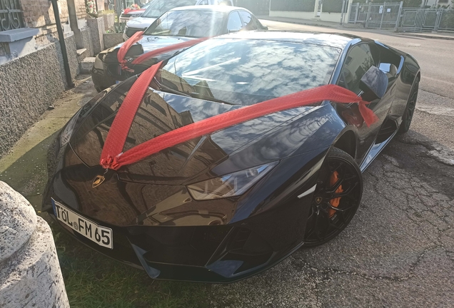 Lamborghini Huracán LP640-4 EVO