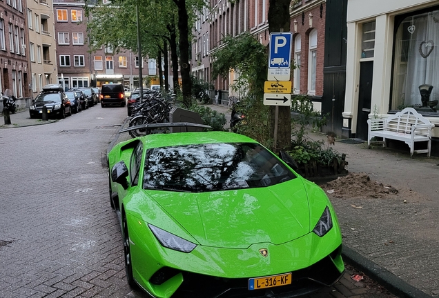 Lamborghini Huracán LP640-4 Performante