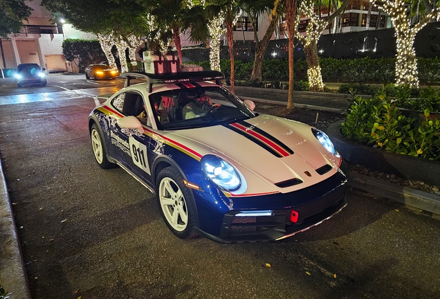 Porsche 992 Dakar