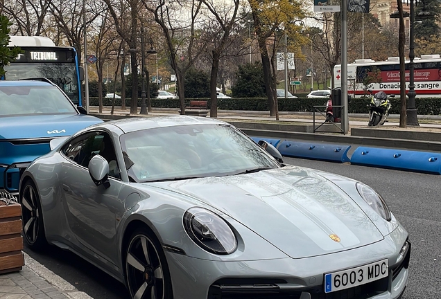 Porsche 992 Sport Classic