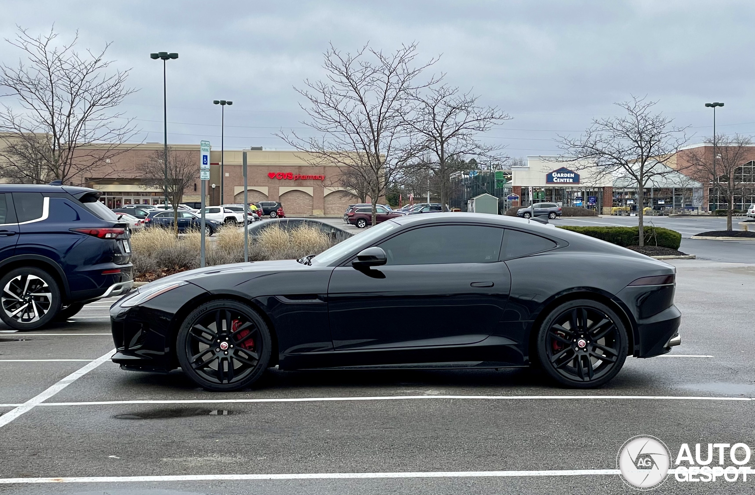 Jaguar F-TYPE R AWD Coupé