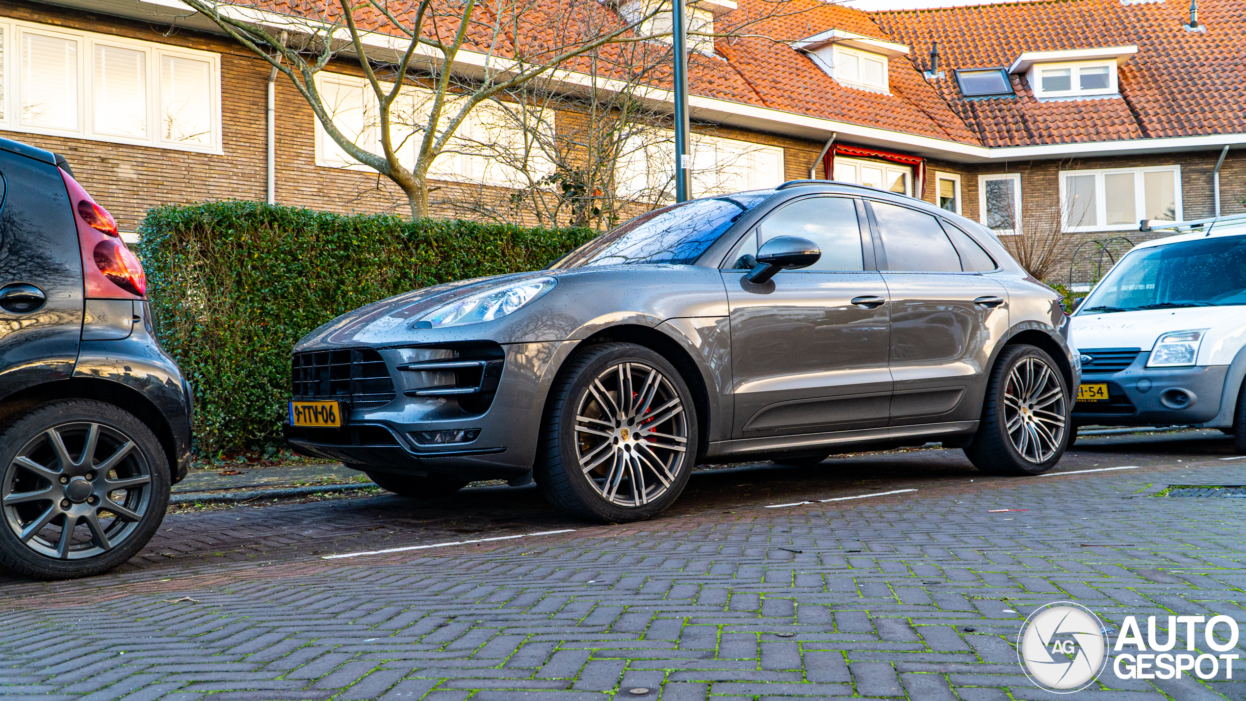 Porsche 95B Macan Turbo