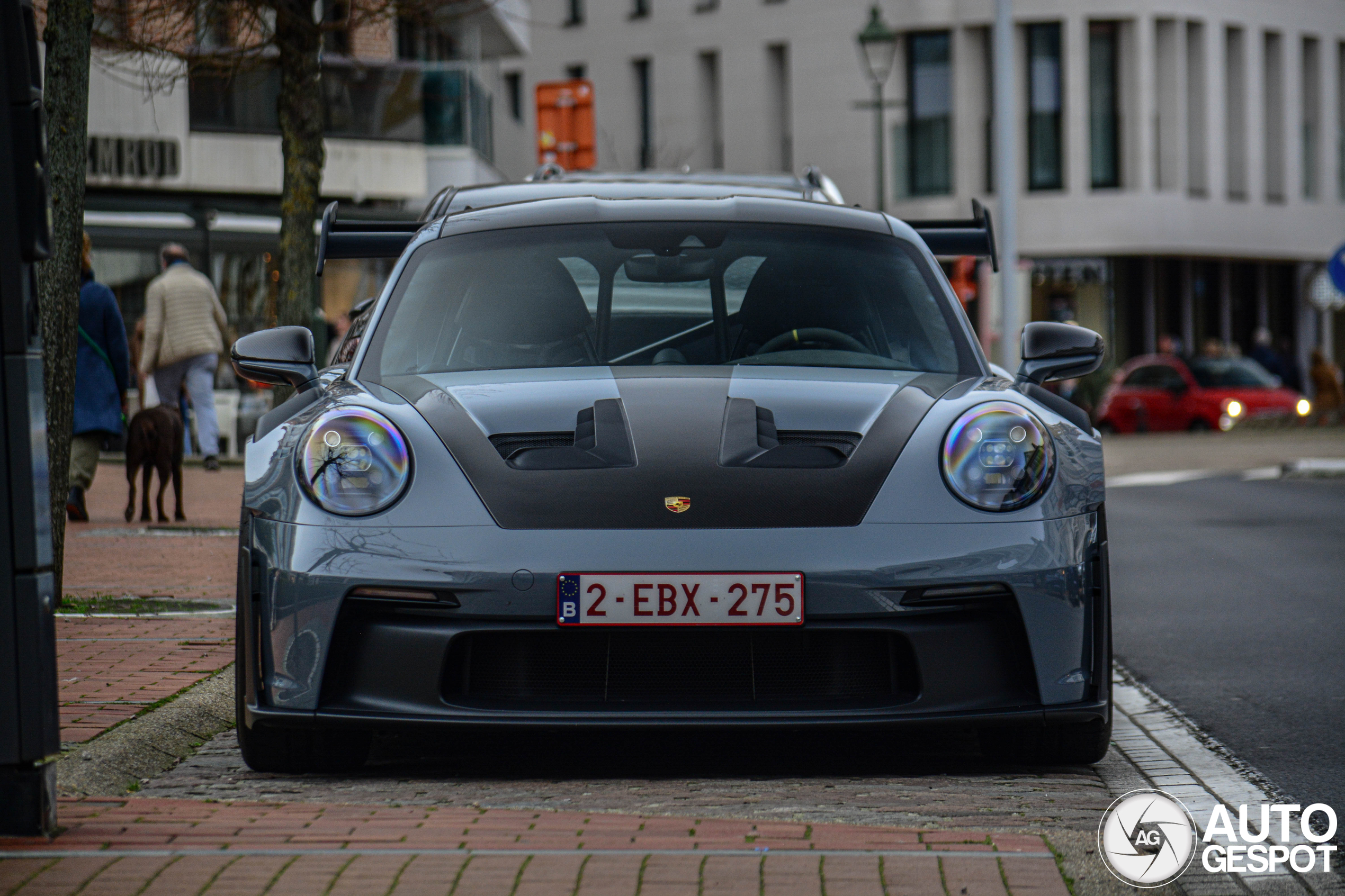 Porsche 992 GT3 RS Weissach Package