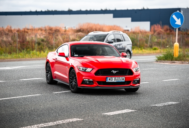 Ford Mustang GT 2015