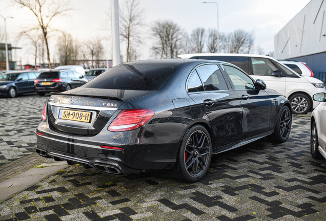 Mercedes-AMG E 63 S W213