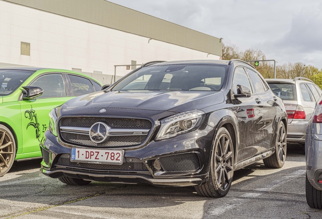 Mercedes-Benz GLA 45 AMG X156