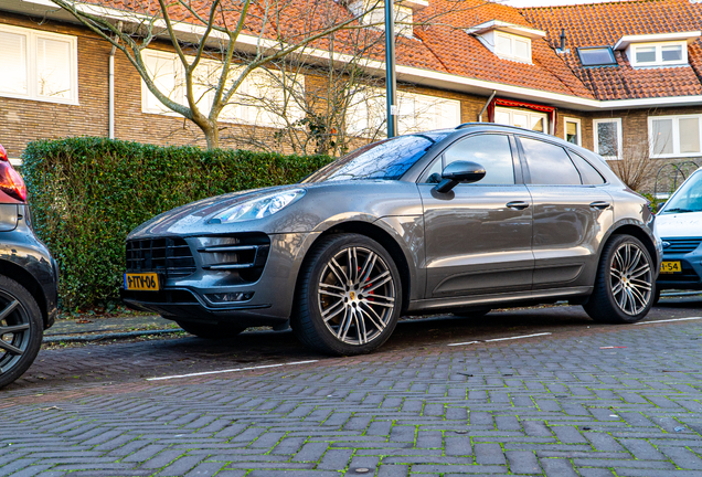 Porsche 95B Macan Turbo