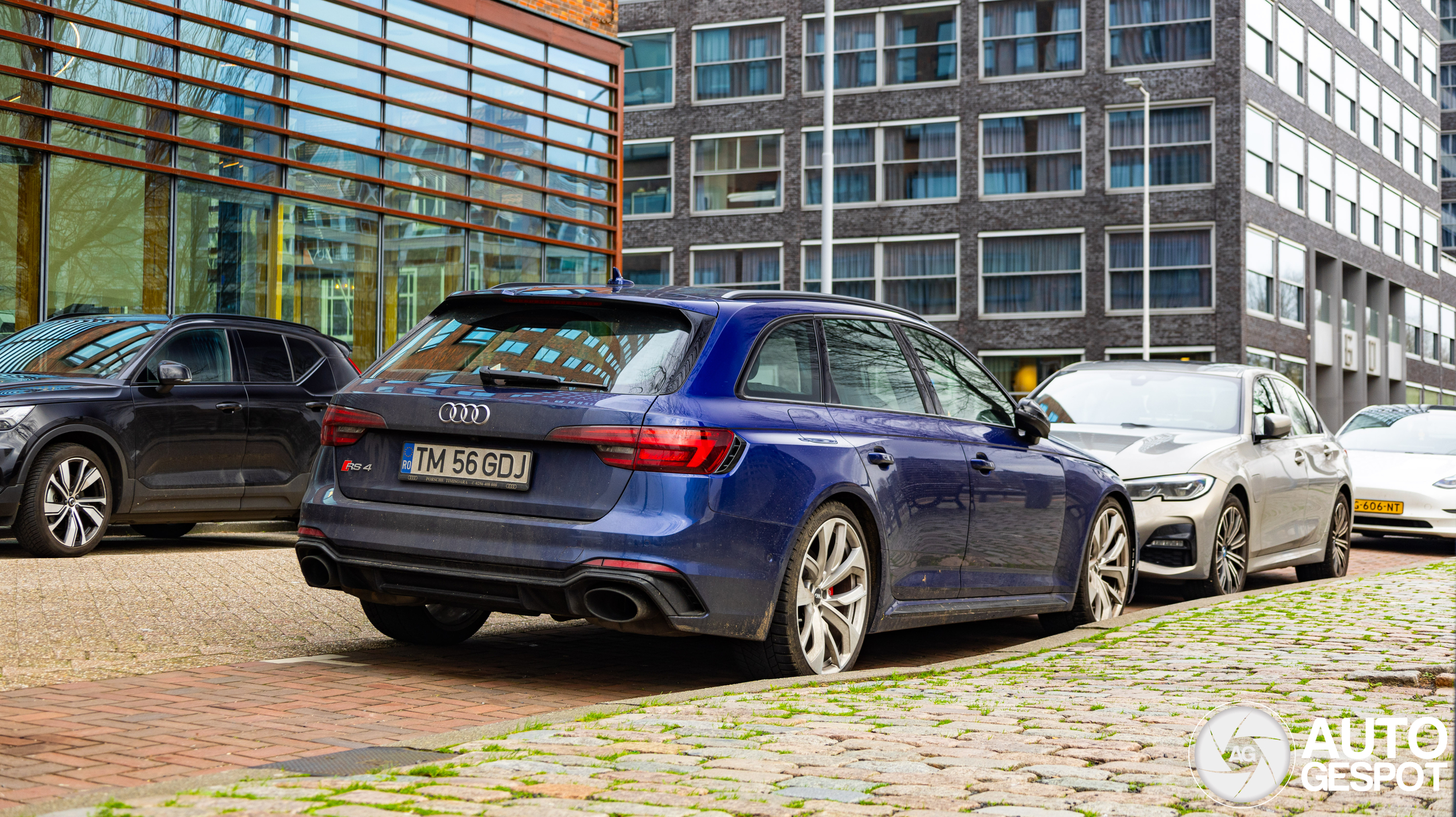 Audi RS4 Avant B9