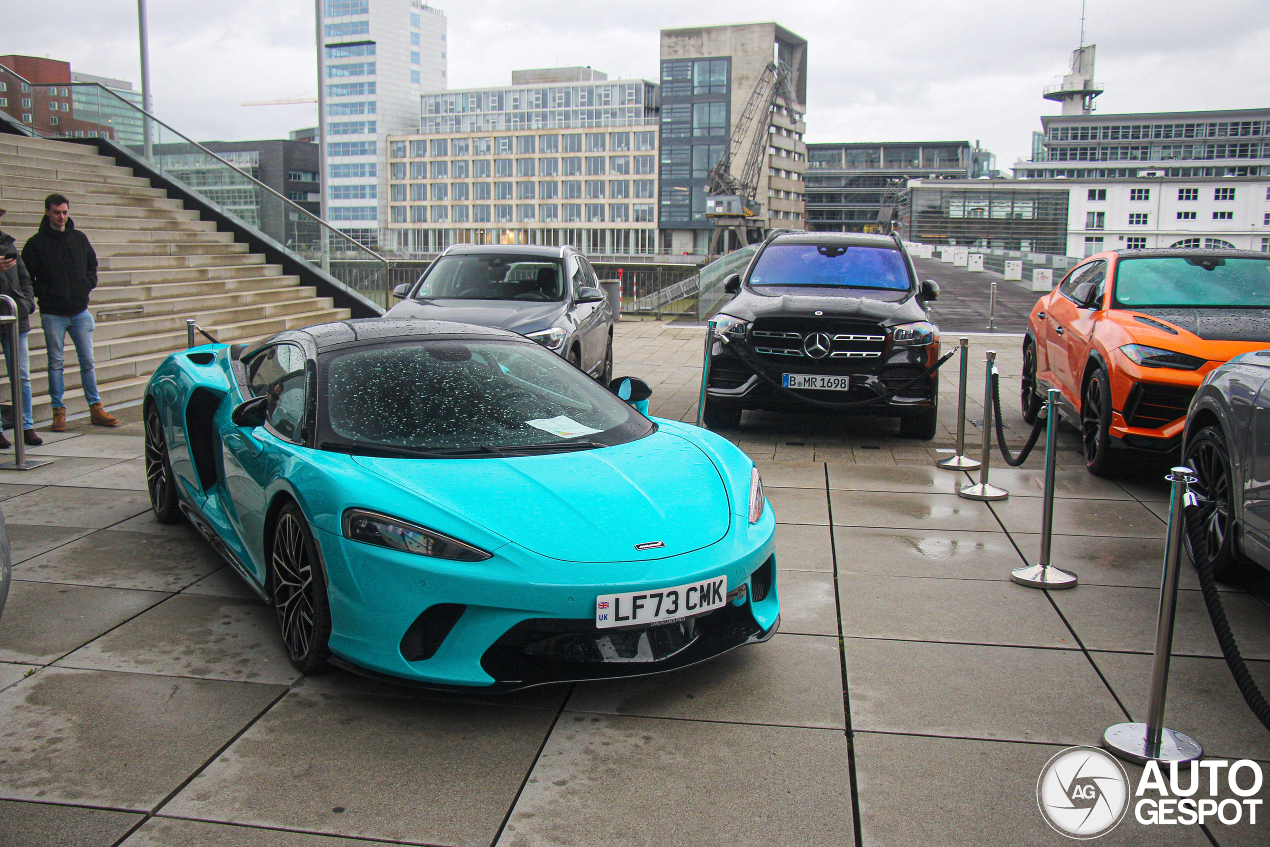 McLaren GT