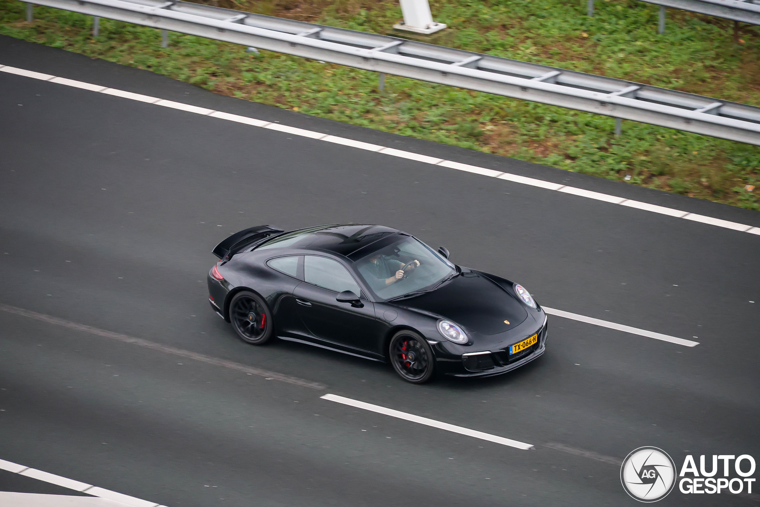 Porsche 991 Carrera 4 GTS MkII