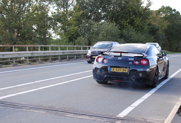 Nissan GT-R 2013