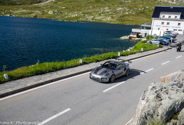 Porsche 991 GT2 RS Weissach Package