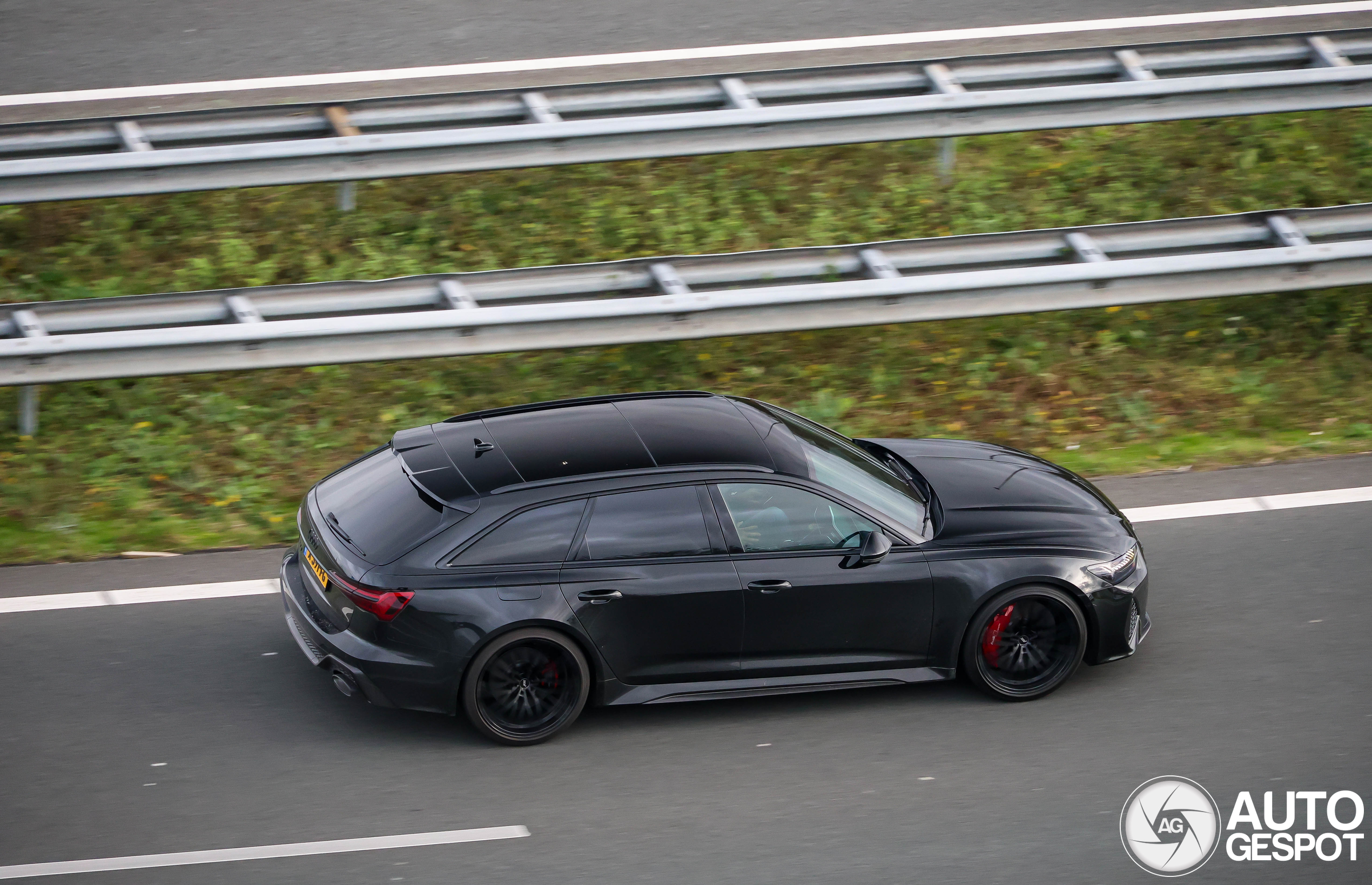 Audi RS6 Avant C8 - 03 January 2024 - Autogespot