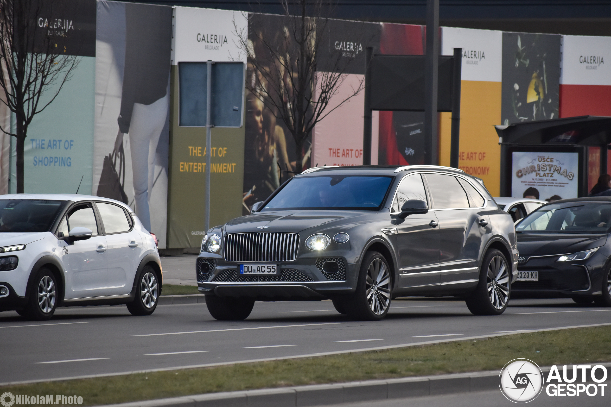 Bentley Bentayga Azure EWB First Edition