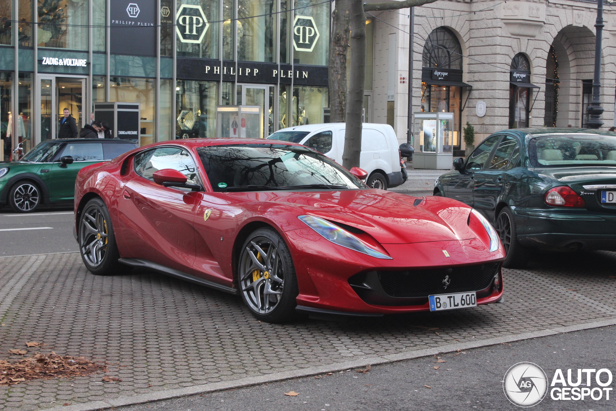 Ferrari 812 Superfast