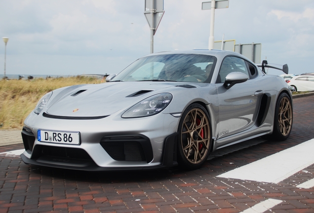 Porsche 718 Cayman GT4 RS