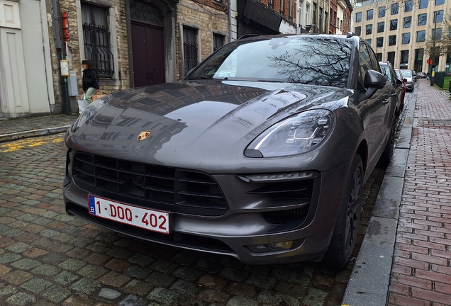 Porsche 95B Macan GTS