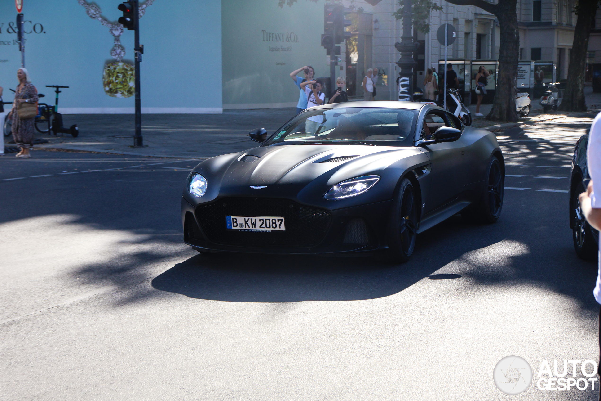 Aston Martin DBS Superleggera