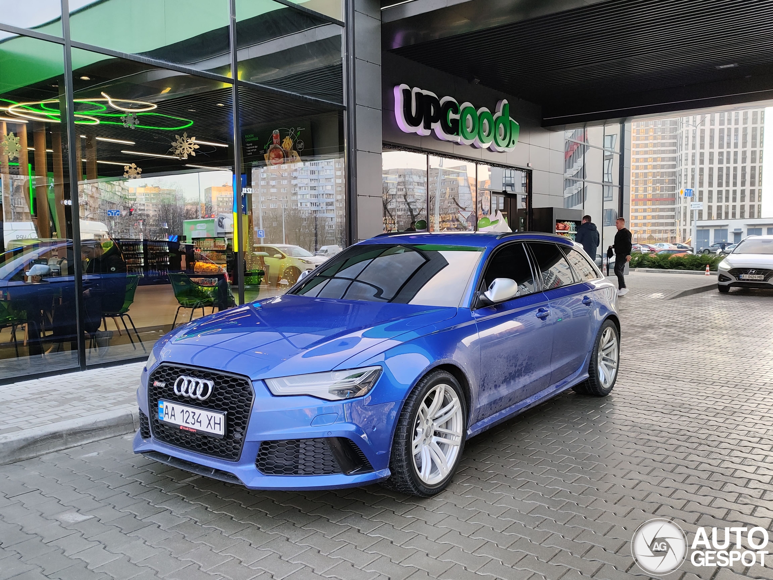 Audi RS6 Avant C7 2015