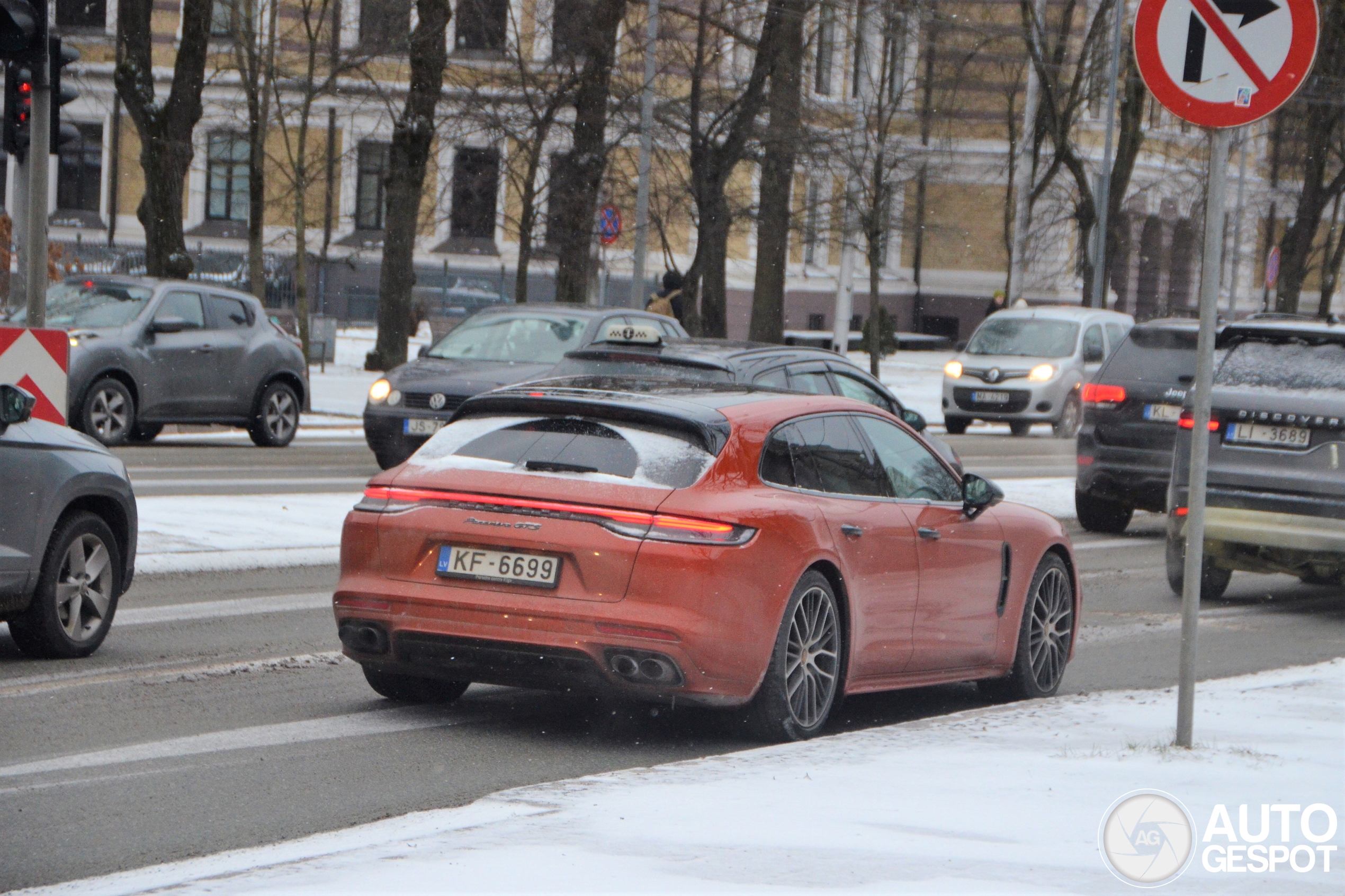 Porsche 971 Panamera GTS Sport Turismo MkII