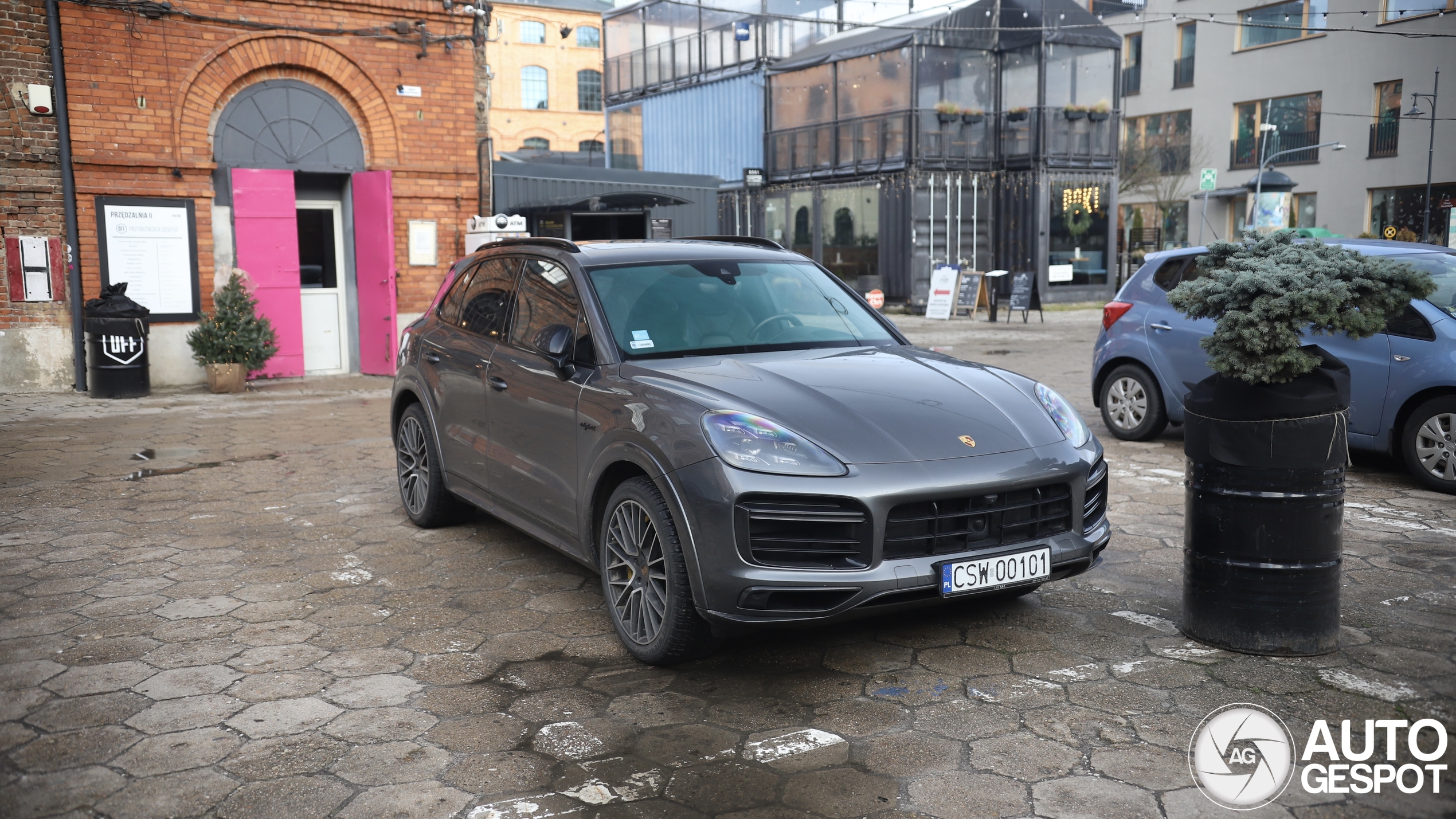 Porsche Cayenne Turbo S E-Hybrid