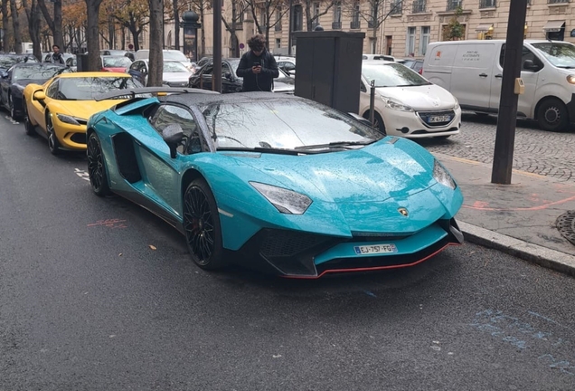 Lamborghini Aventador LP750-4 SuperVeloce Roadster