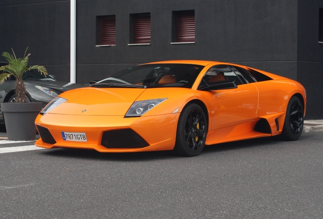 Lamborghini Murciélago LP640