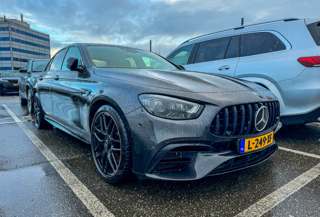 Mercedes-AMG E 63 S W213 2021