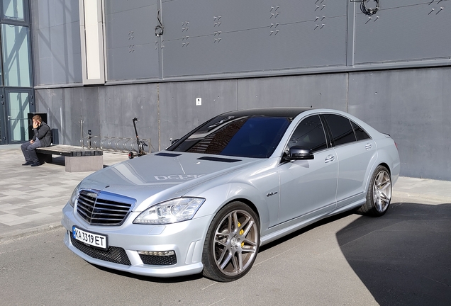 Mercedes-Benz S 63 AMG W221