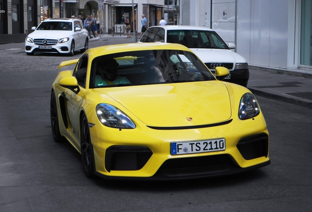 Porsche 718 Cayman GT4