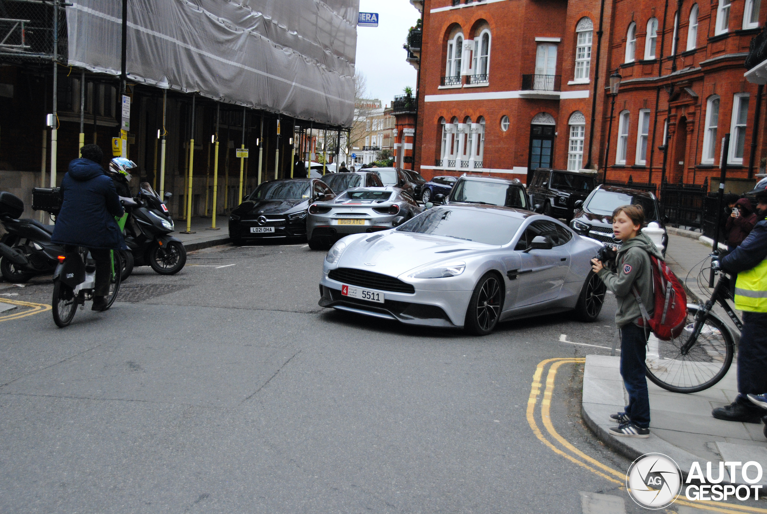 Aston Martin Vanquish 2013