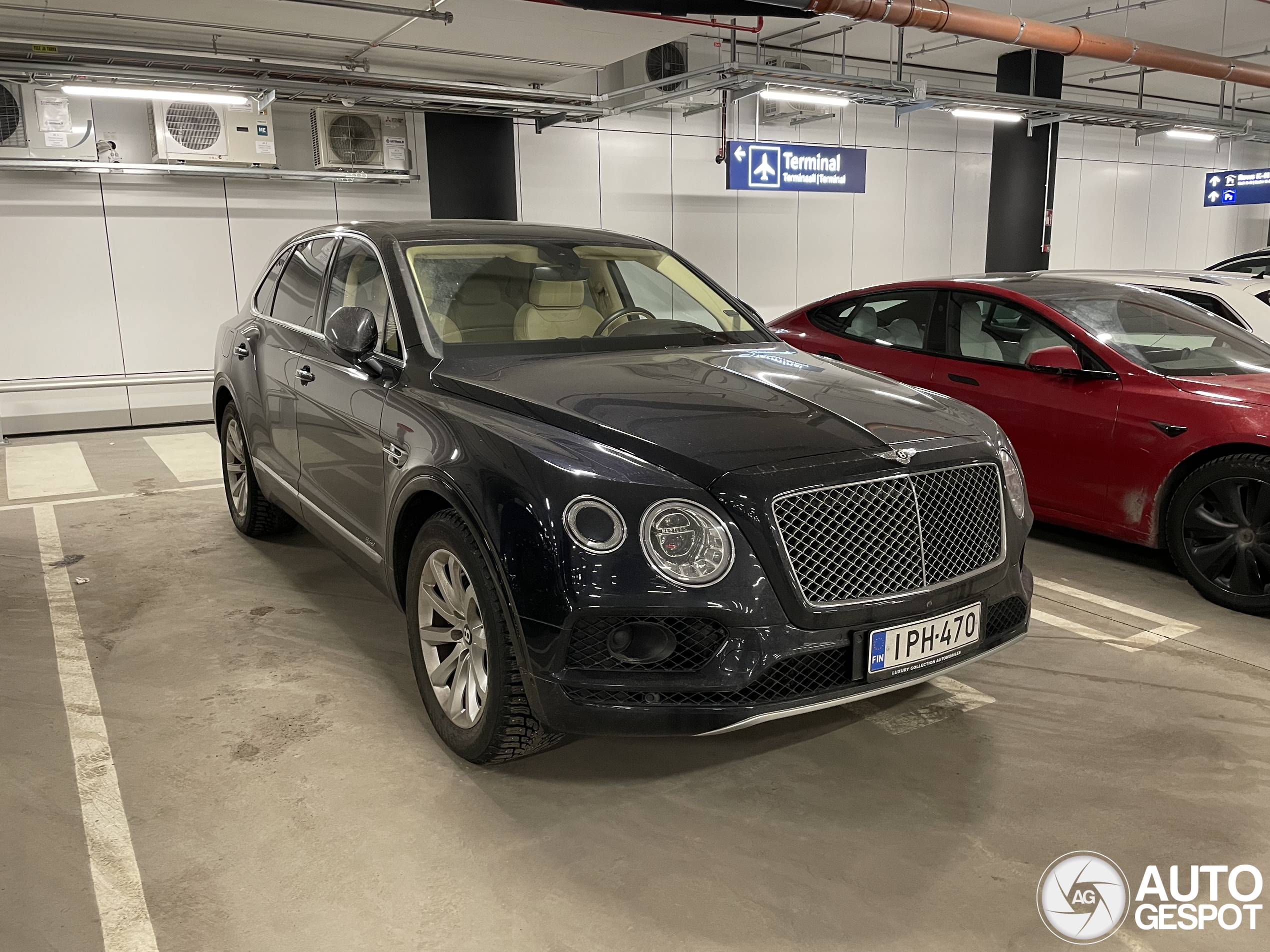 Bentley Bentayga Hybrid