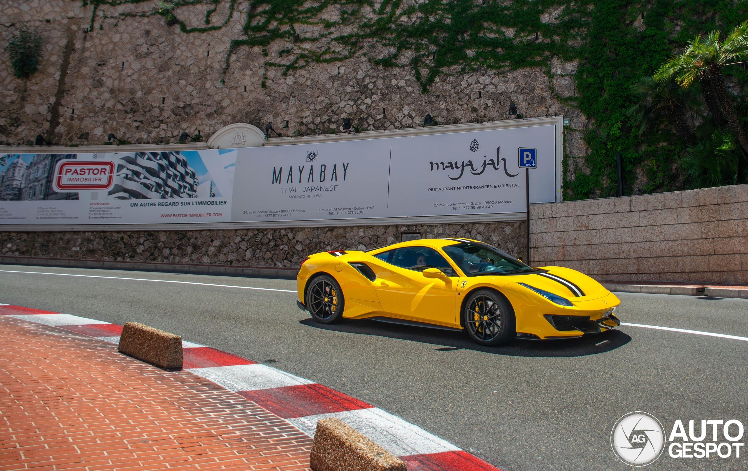 Ferrari 488 Pista