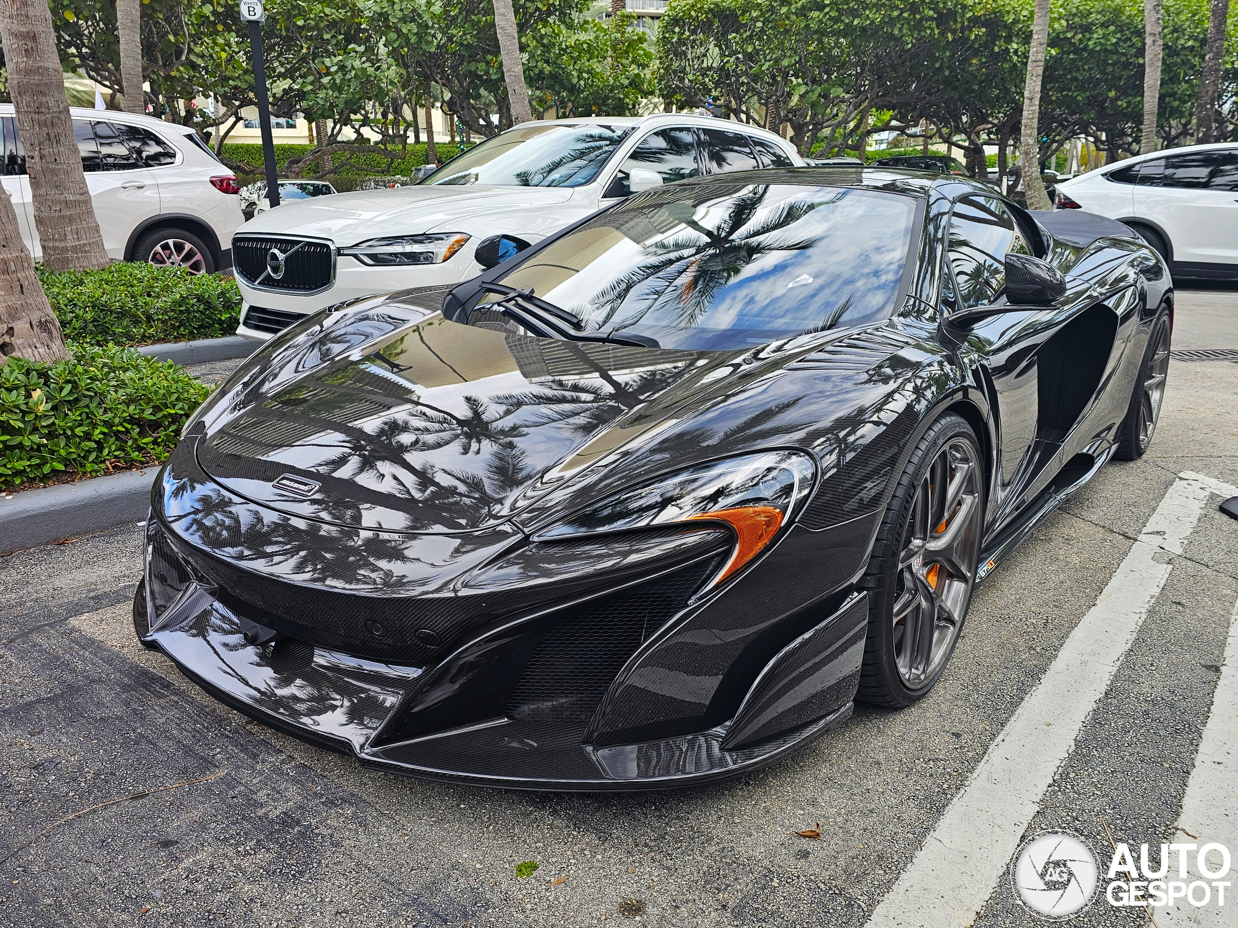 McLaren maakte de 675 LT nog exclusiever met deze Carbon Series