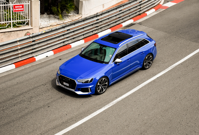 Audi RS4 Avant B9