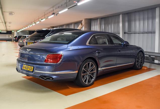 Bentley Flying Spur Hybrid Mulliner