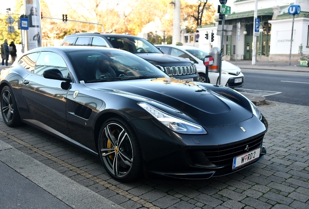 Ferrari GTC4Lusso