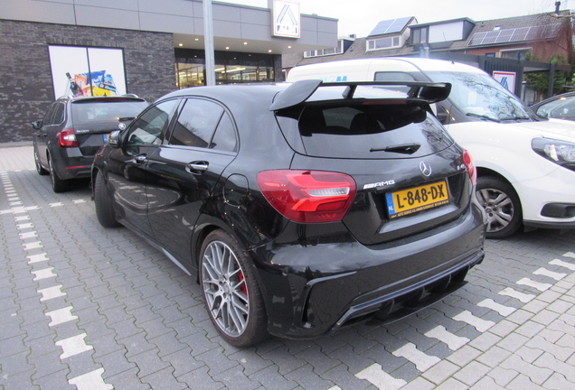 Mercedes-AMG A 45 W176 2015