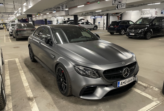 Mercedes-AMG E 63 S W213 Edition 1