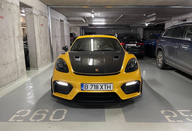 Porsche 718 Cayman GT4 RS Weissach Package