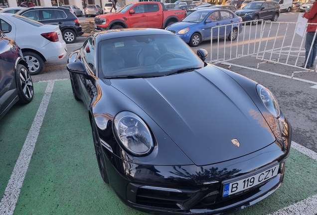 Porsche 992 Carrera 4S